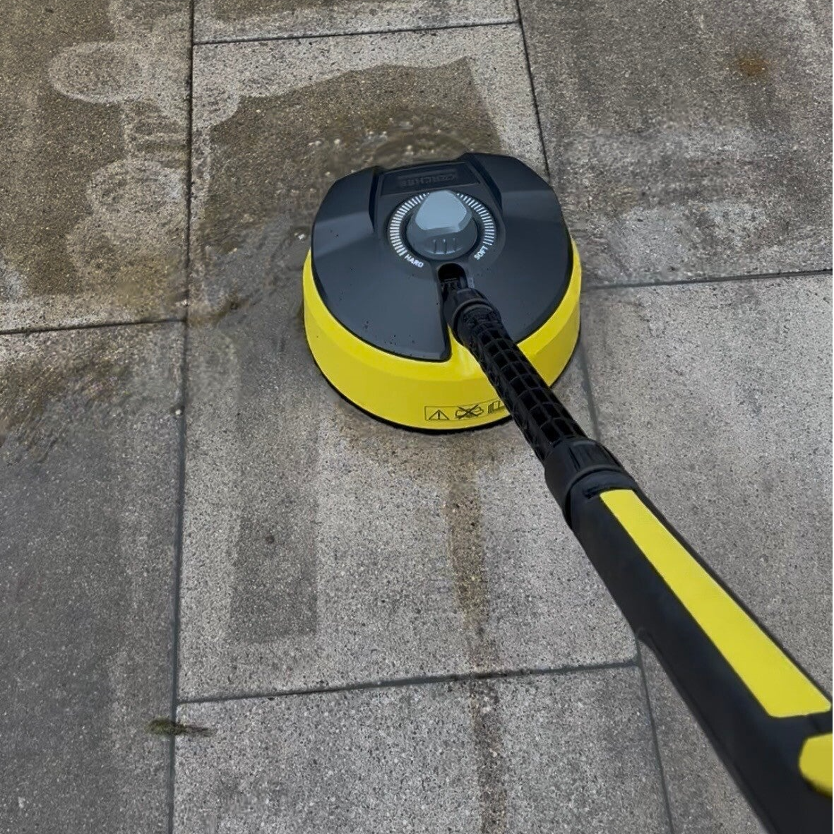 Terrasreiniging met hogedrukreiniger